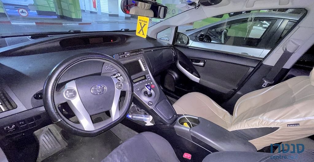 2014' Toyota Prius טויוטה פריוס photo #4