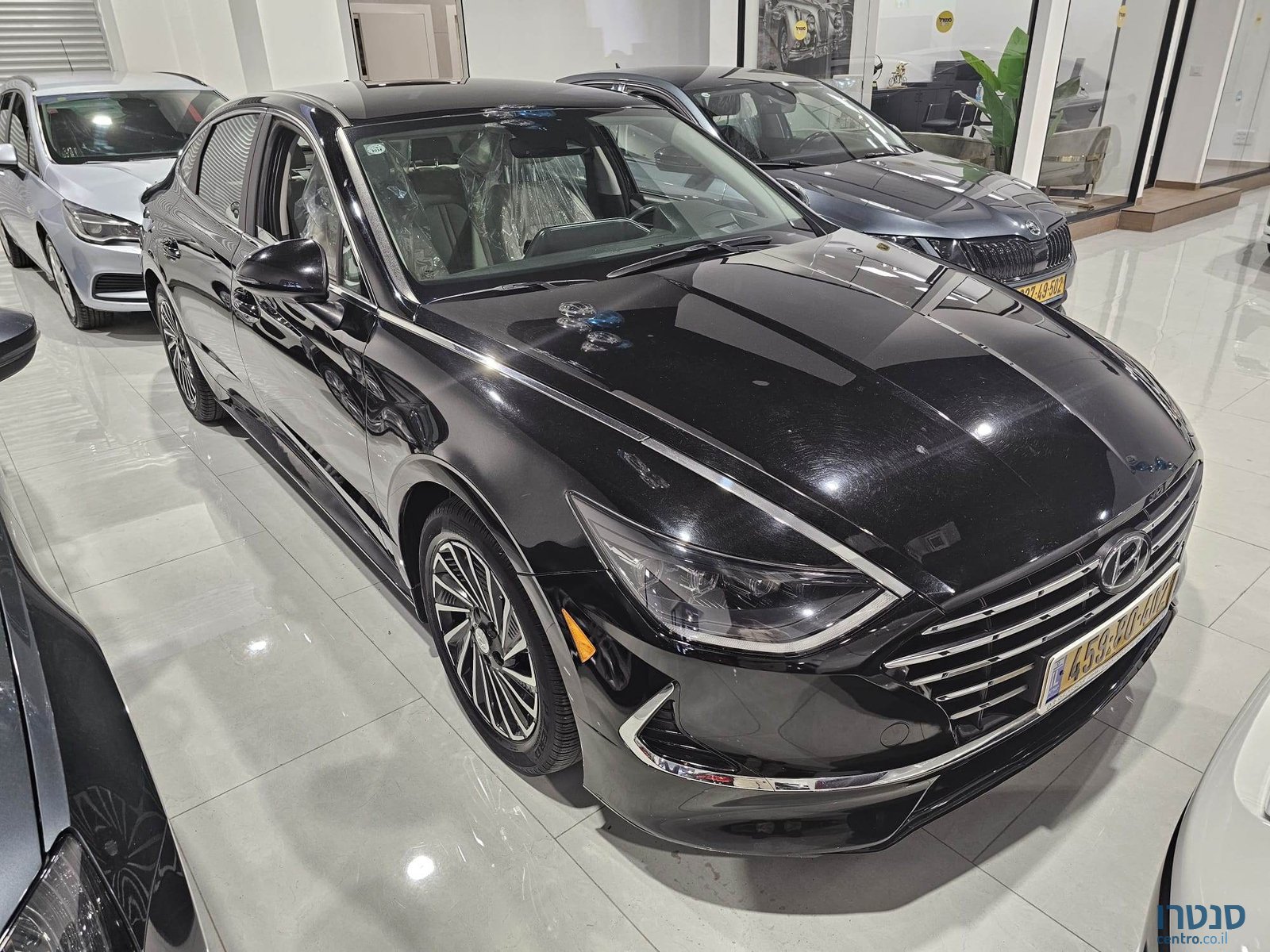 2019' Hyundai Sonata photo #2