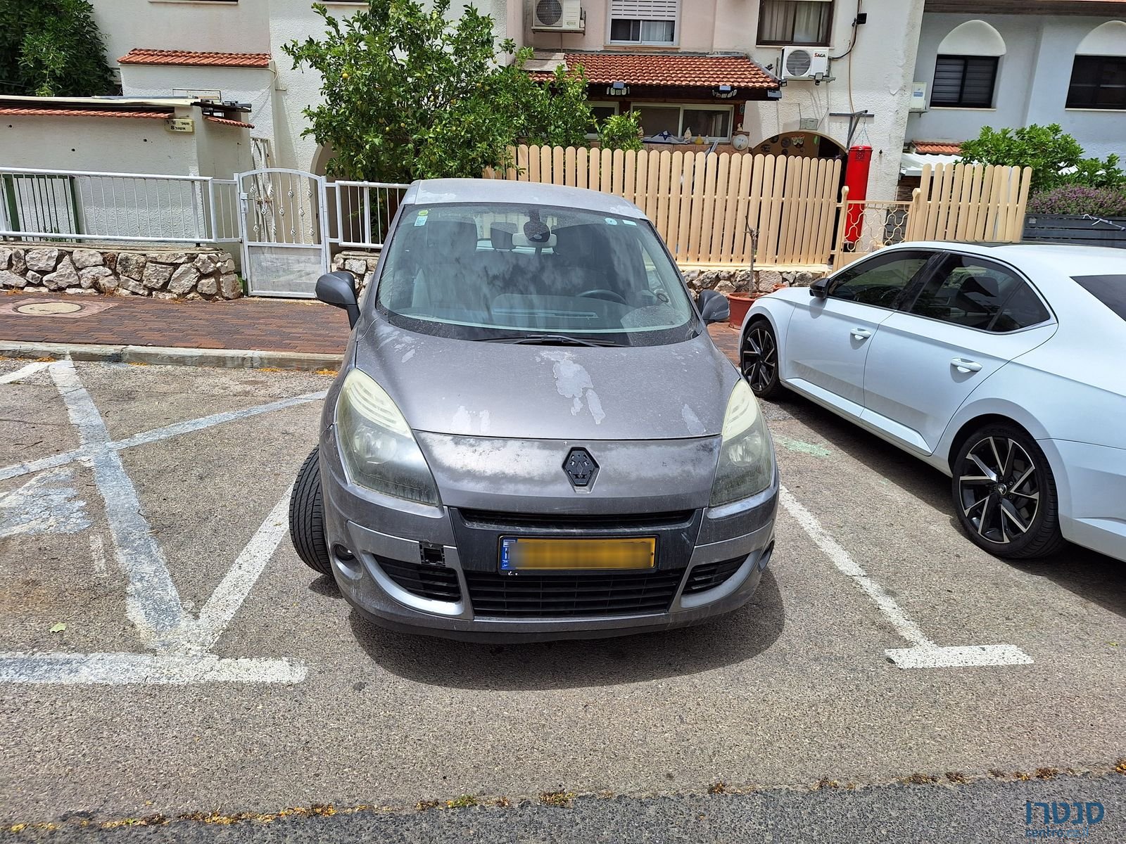 2012' Renault Grand Scenic רנו גרנד סניק photo #2