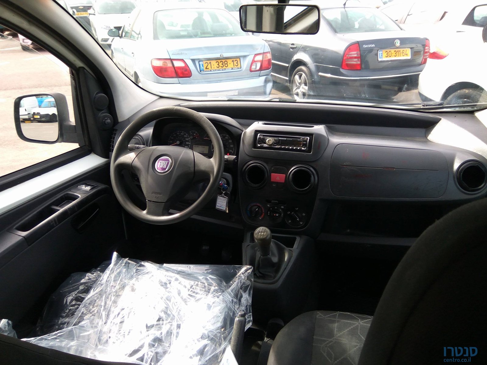 2009' Fiat Fiorino cargo photo #2