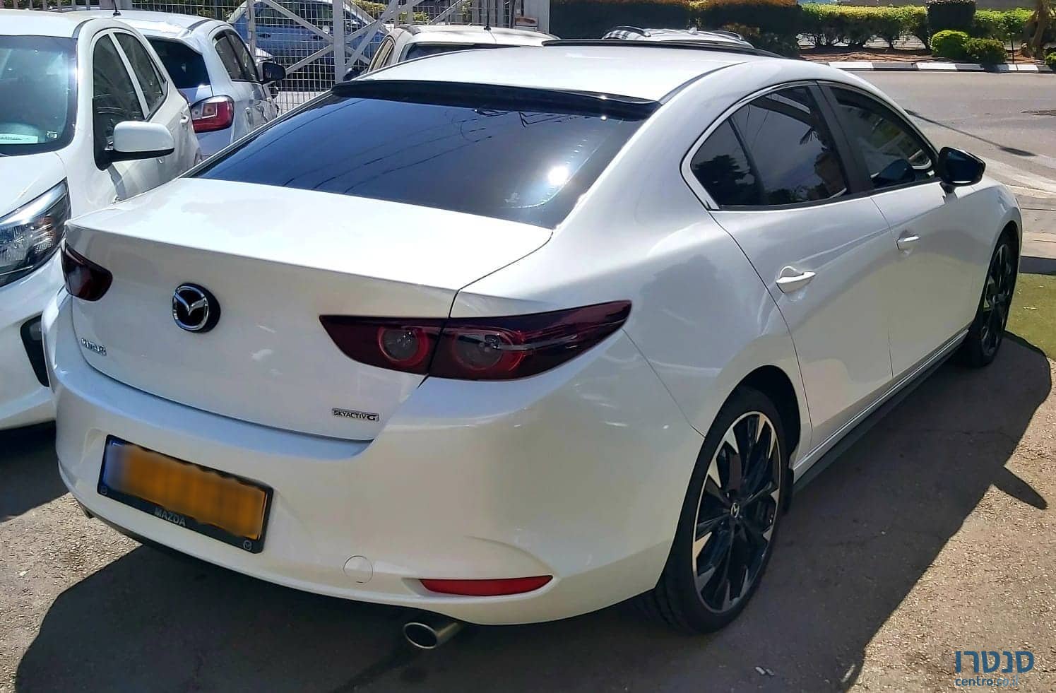 2020' Mazda 3 photo #3