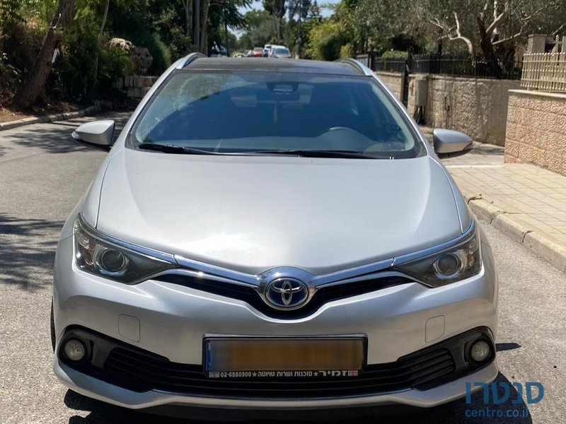 2017' Toyota Auris טויוטה אוריס photo #5