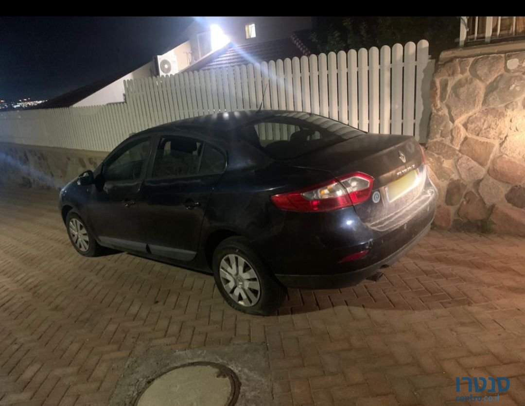 2010' Renault 4 רנו photo #1