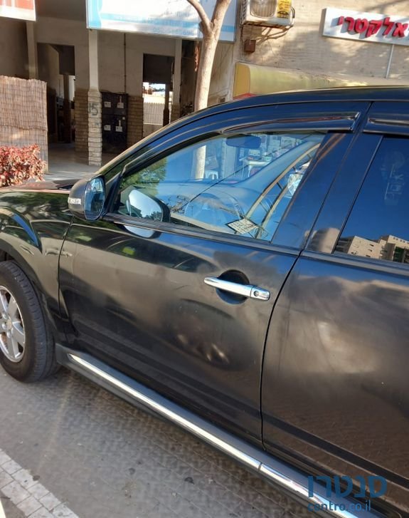 2010' Mitsubishi Outlander מיצובישי אאוטלנדר photo #2