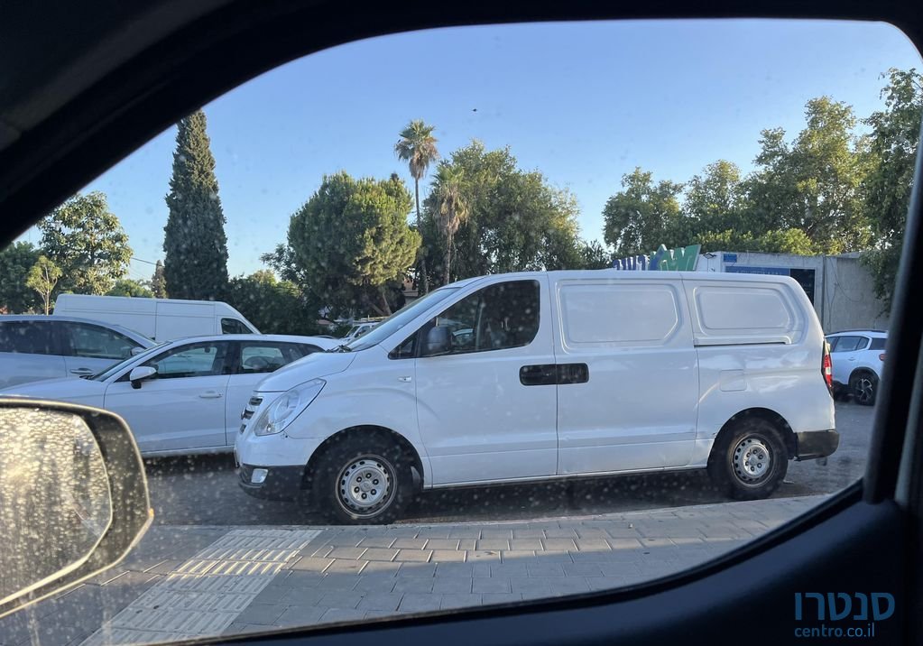 2015' Hyundai i800 יונדאי photo #3