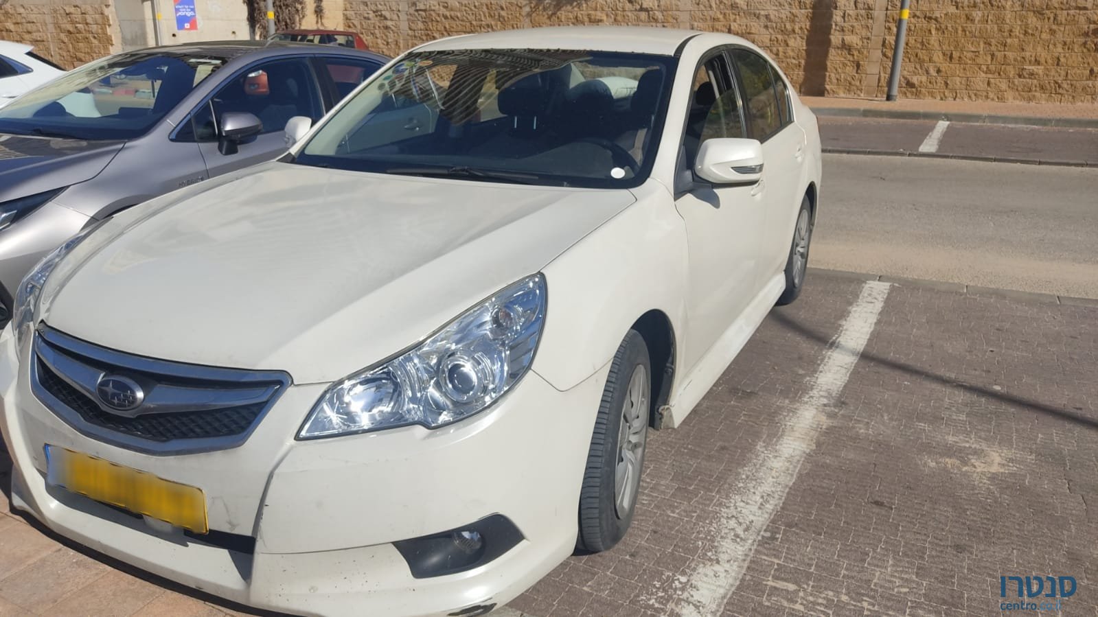 2011' Subaru B4 photo #1