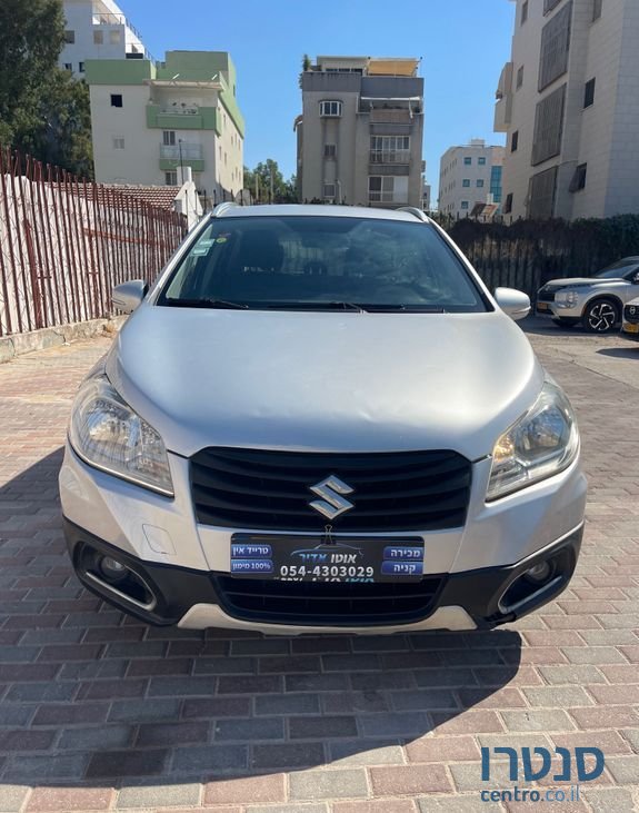 2013' Suzuki SX4 סוזוקי photo #1