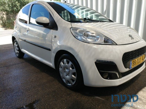 2014' Peugeot 107 photo #1