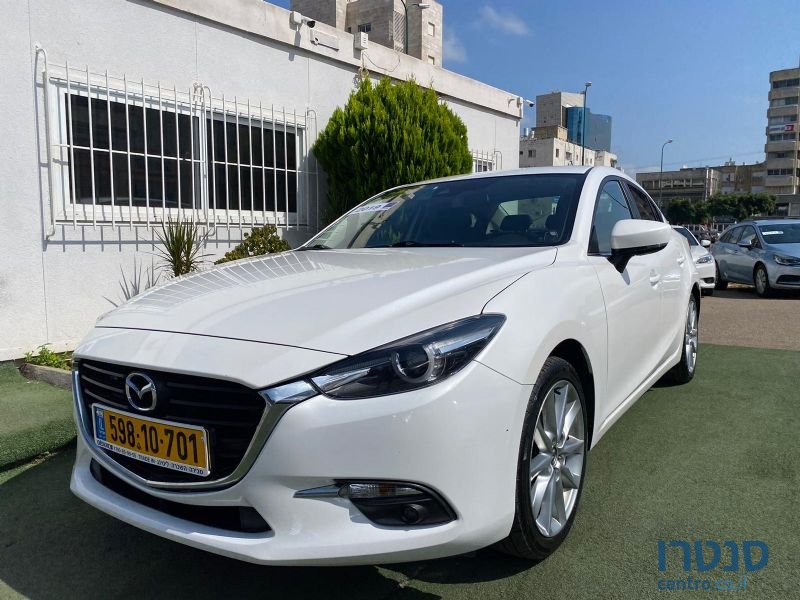 2019' Mazda 3 photo #1