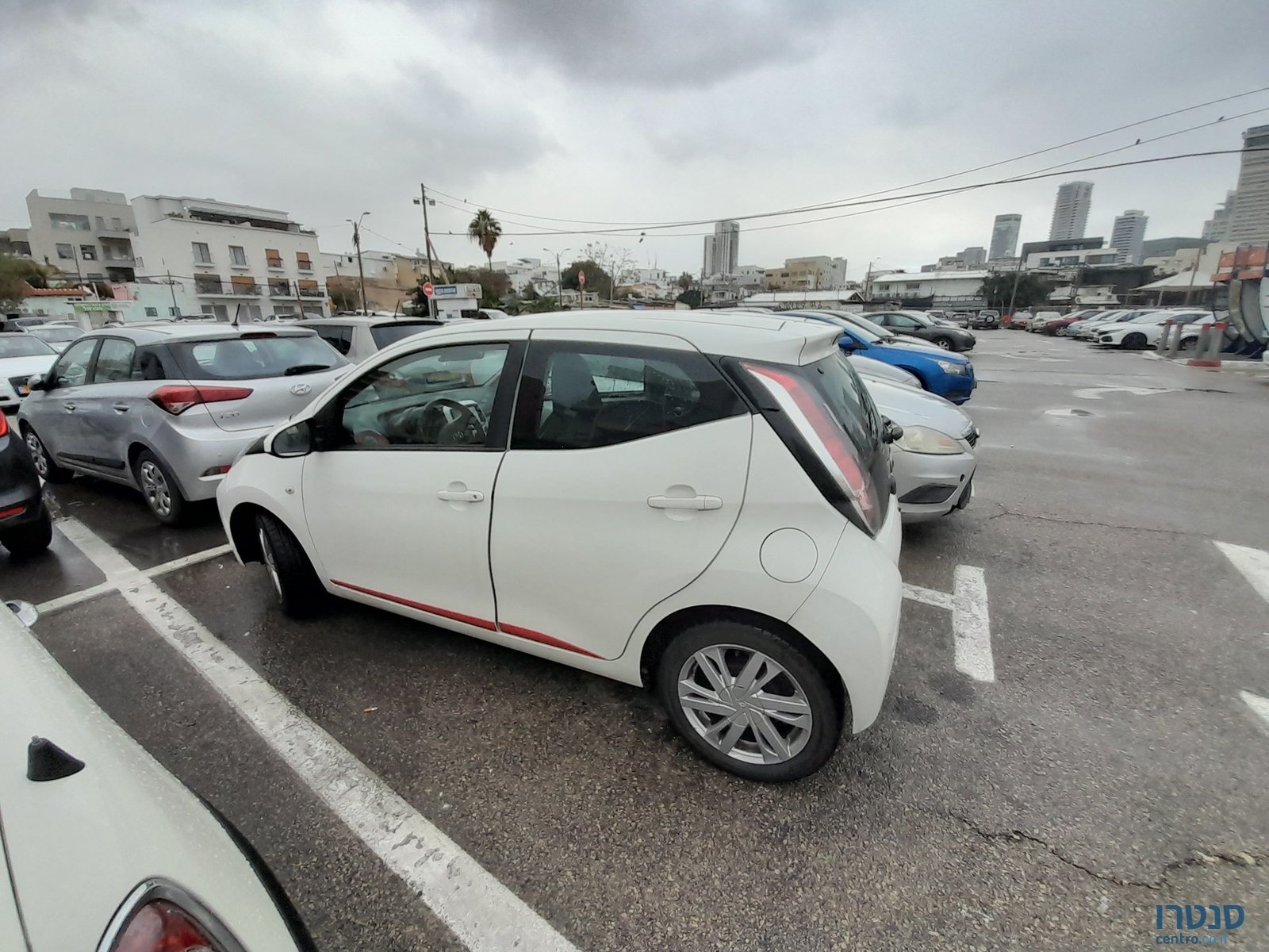 2016' Toyota Aygo טויוטה אייגו photo #2