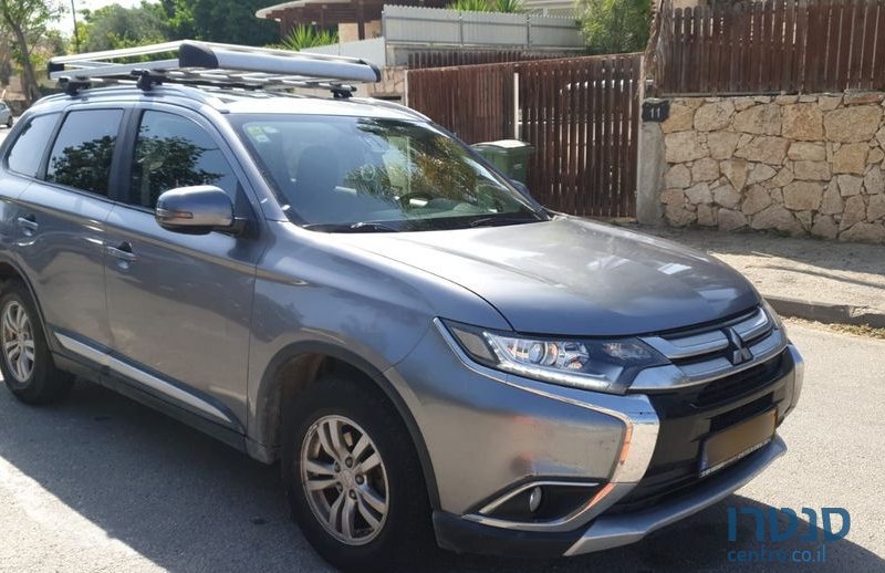 2017' Mitsubishi Outlander מיצובישי אאוטלנדר photo #1