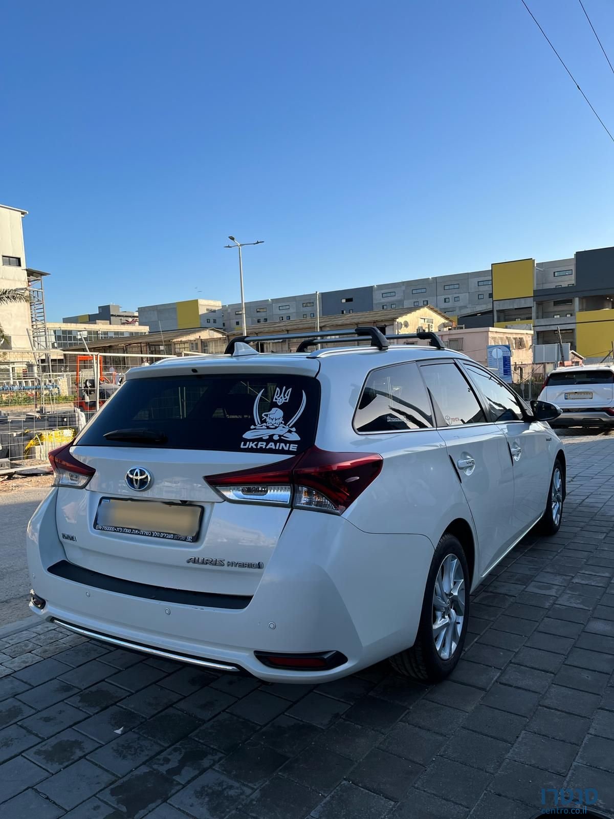 2016' Toyota Auris טויוטה אוריס photo #2
