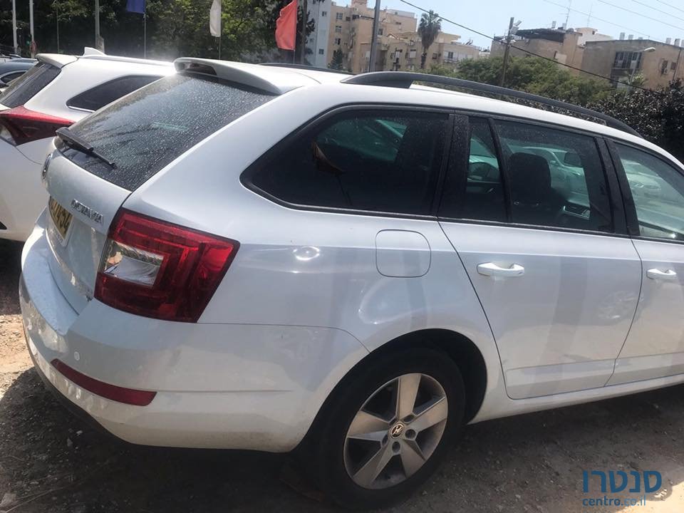 2015' Skoda Octavia A7 photo #2