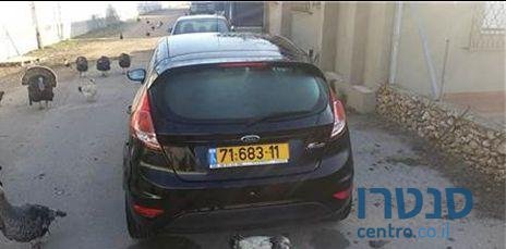 2014' Ford Fiesta photo #1