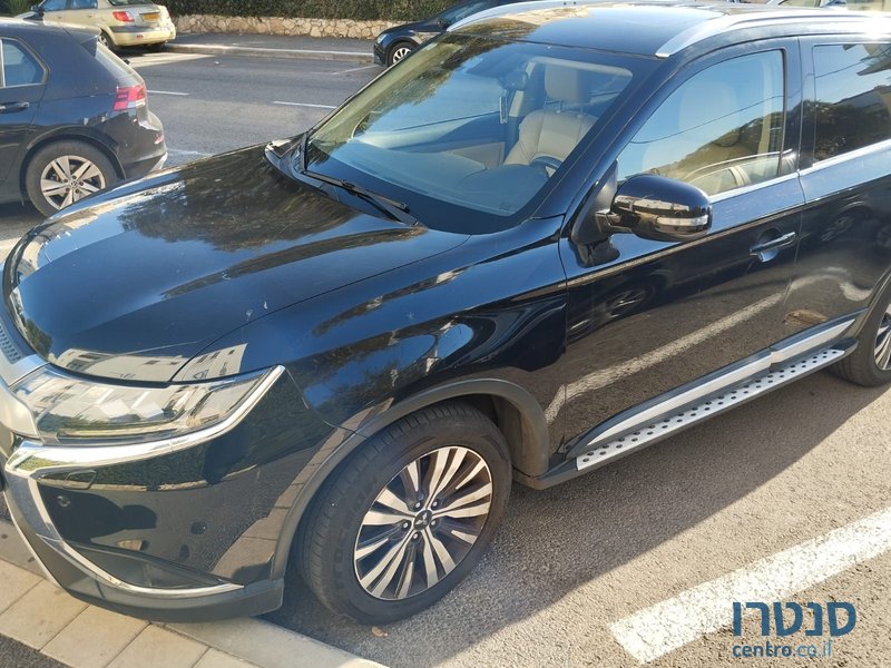 2019' Mitsubishi Outlander מיצובישי אאוטלנדר photo #2