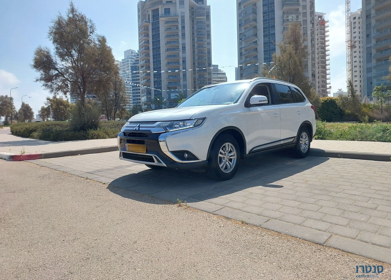 2019' Mitsubishi Outlander מיצובישי אאוטלנדר photo #1