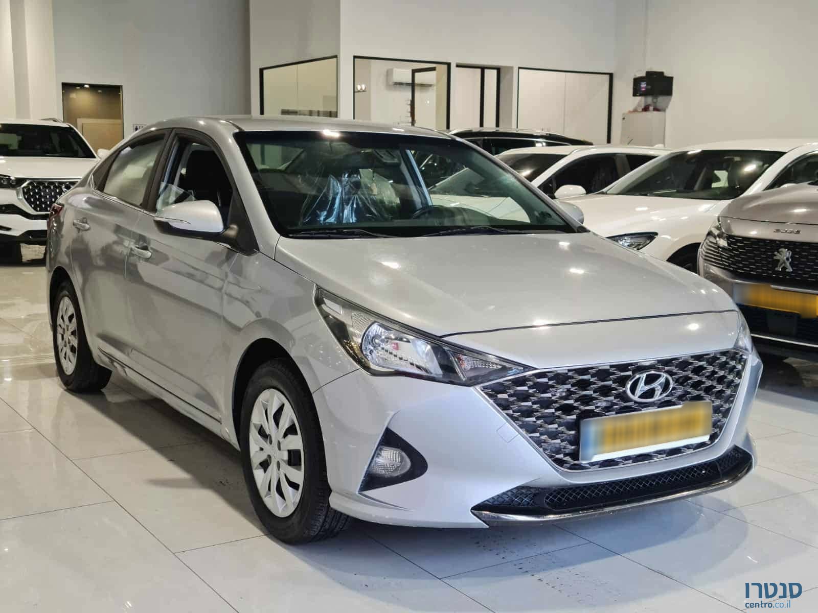 2021' Hyundai Accent photo #2