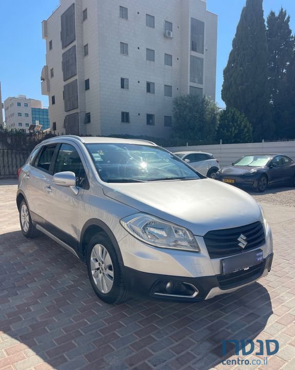 2013' Suzuki SX4 סוזוקי photo #2