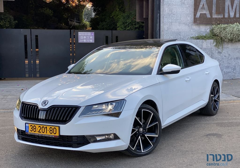 2017' Skoda Superb סקודה סופרב photo #1