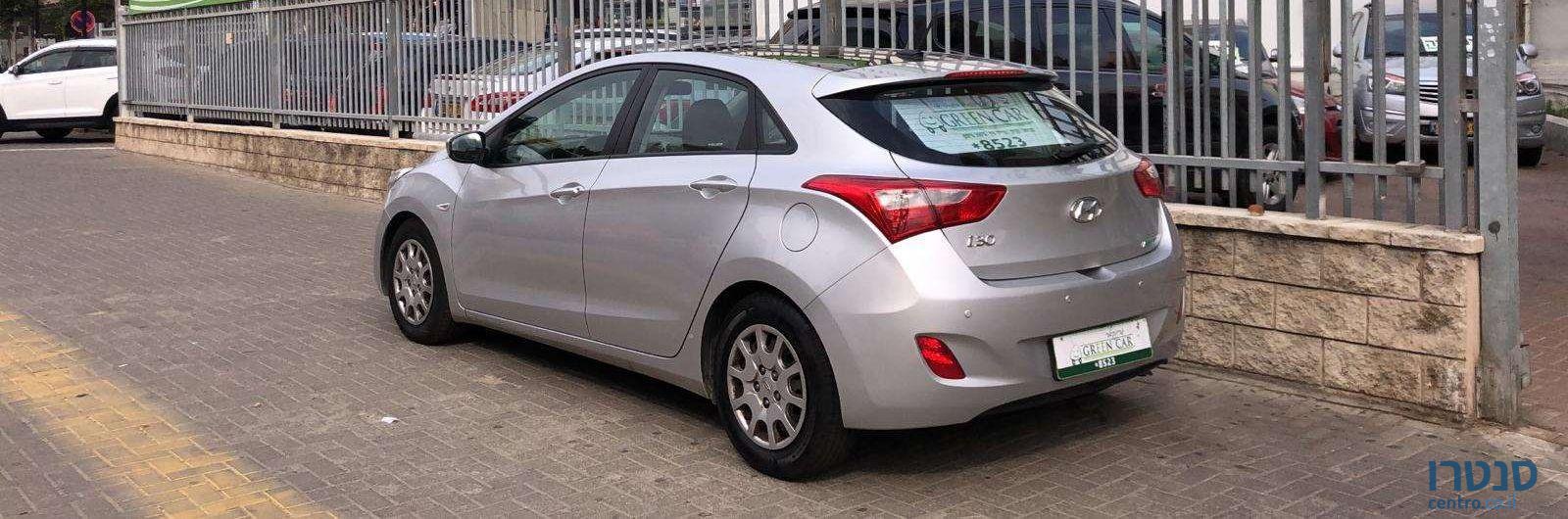 2013' Hyundai I30 יונדאי photo #2