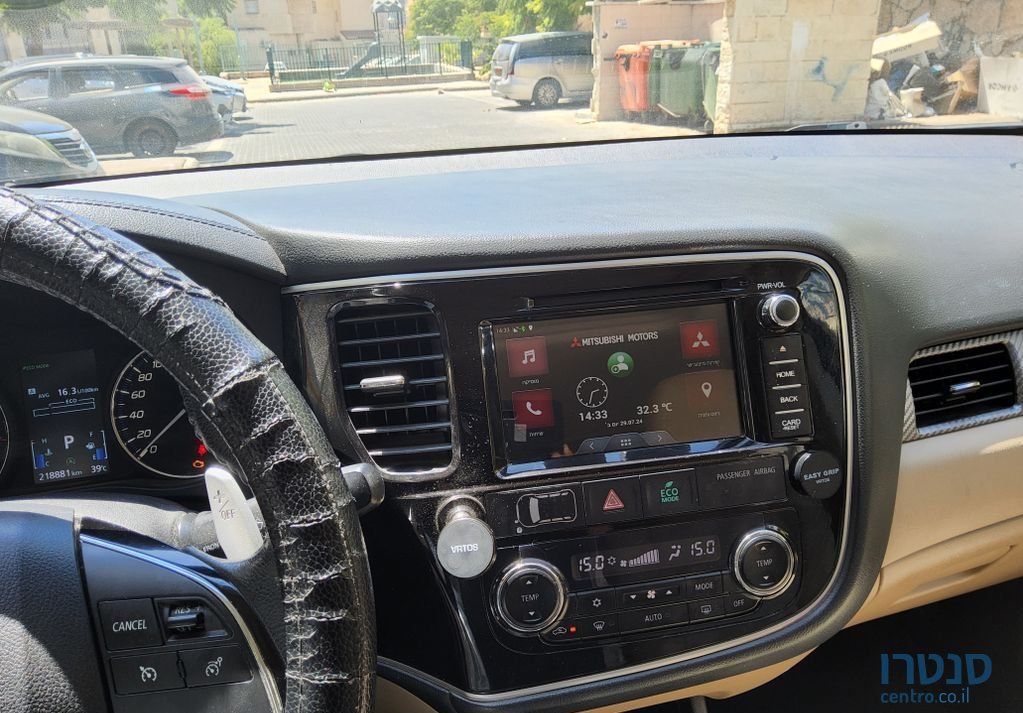 2016' Mitsubishi Outlander מיצובישי אאוטלנדר photo #4