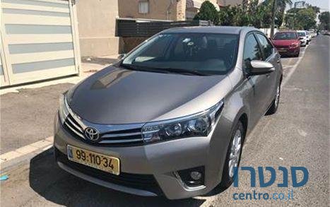 2016' Toyota Corolla טויוטה קורולה photo #1