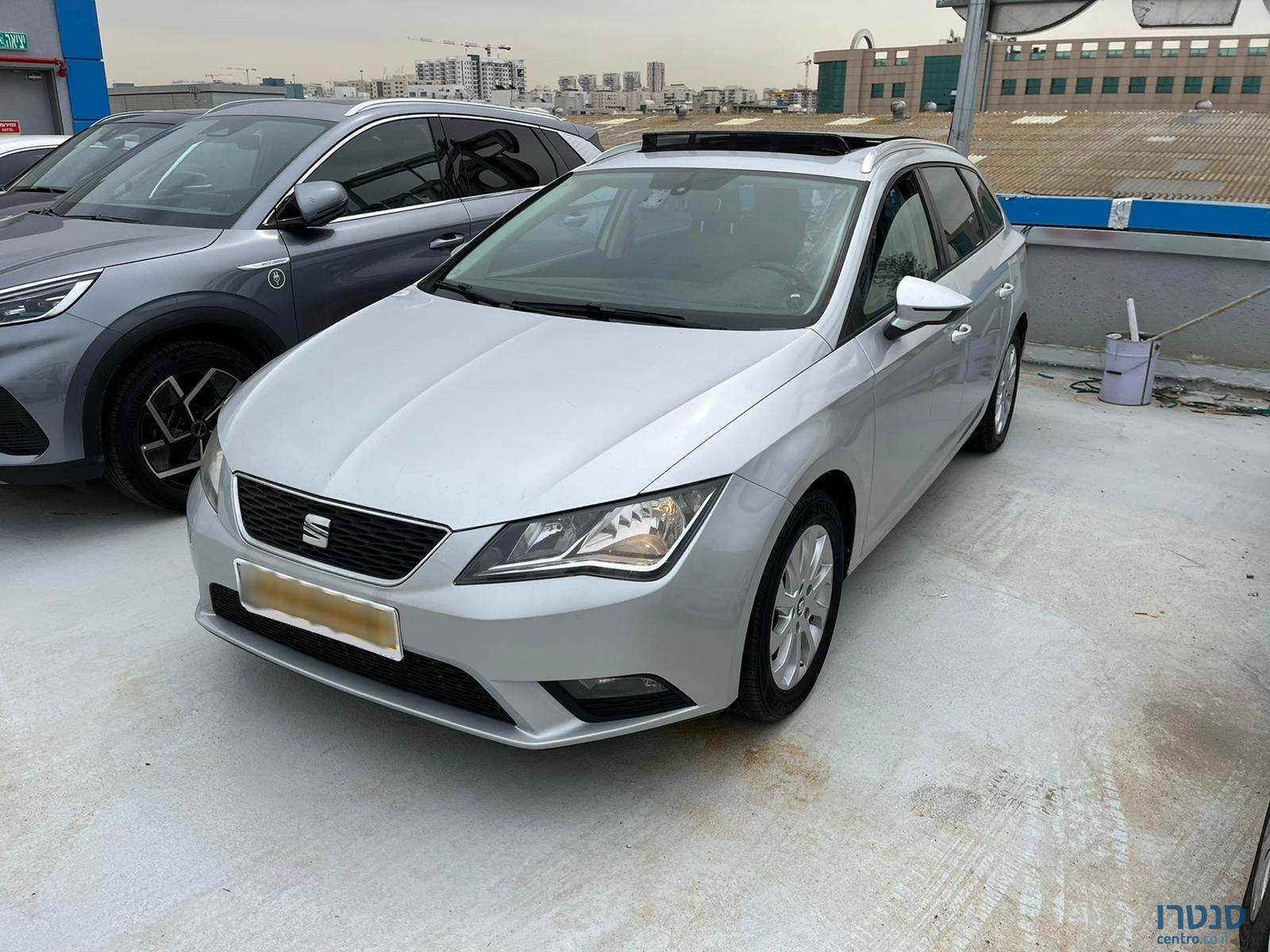 2017' SEAT Leon photo #1