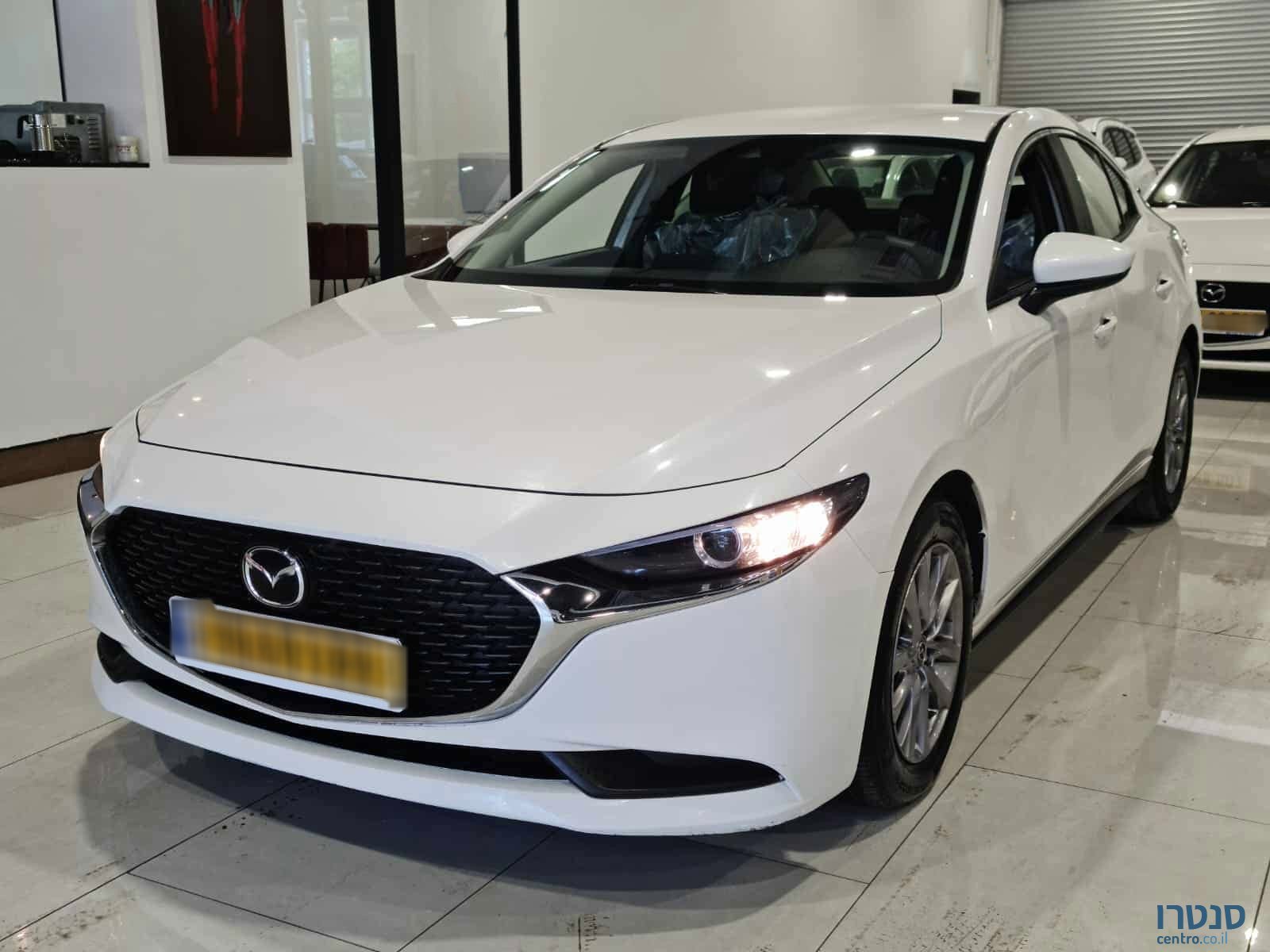 2022' Mazda 3 photo #1