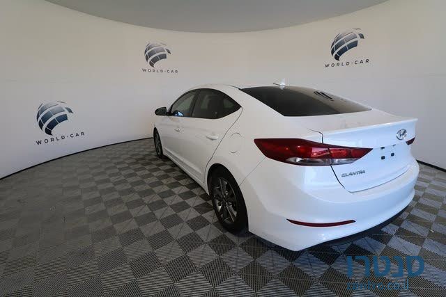 2018' Hyundai Elantra photo #4