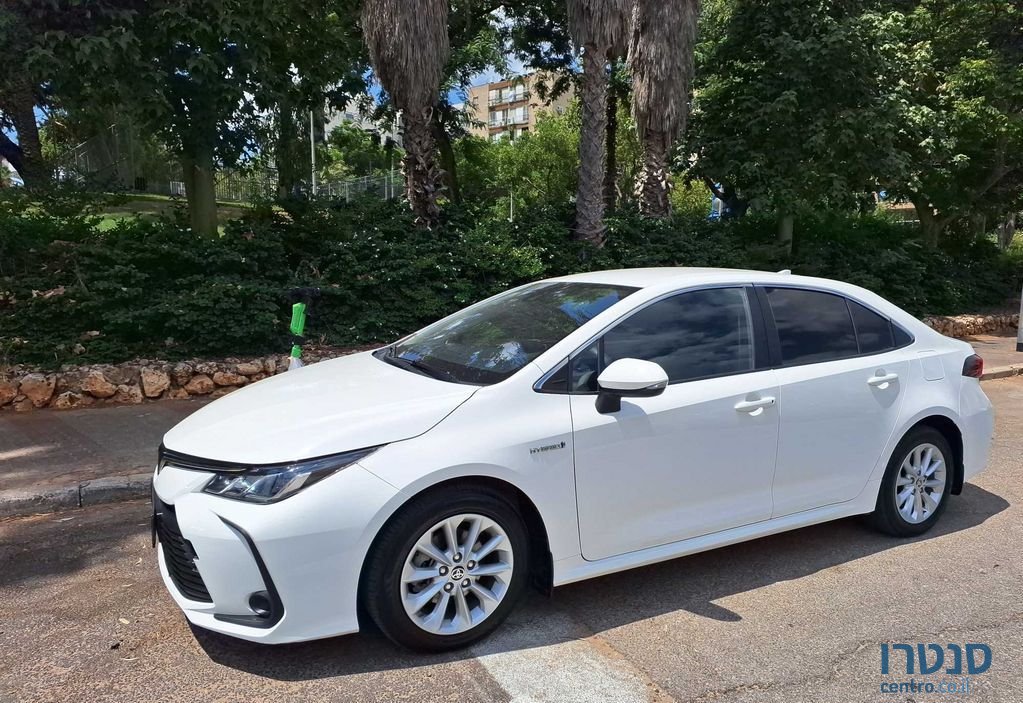 2021' Toyota Corolla טויוטה קורולה photo #1