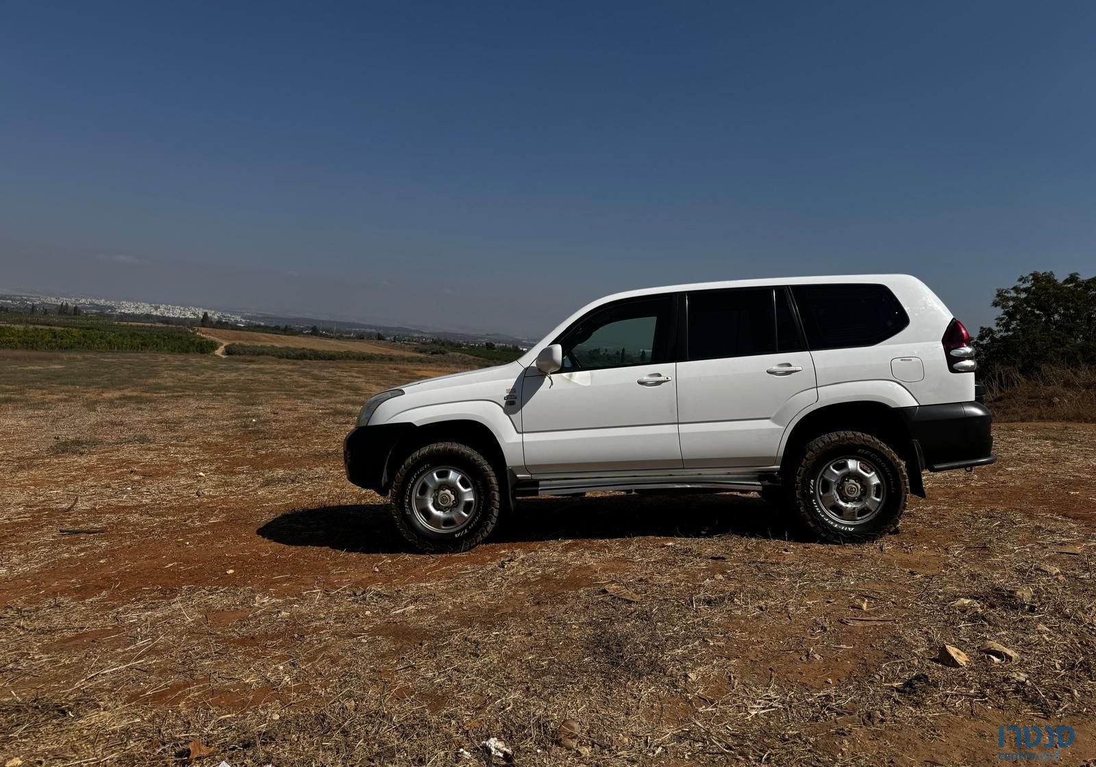 2008' Toyota Land Cruiser טויוטה לנד קרוזר photo #3