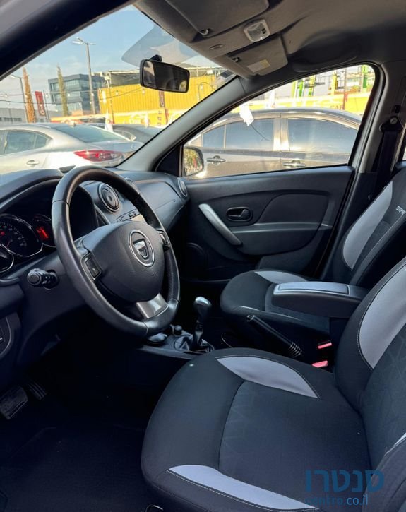 2016' Dacia Duster דאצ'יה סנדרו photo #2