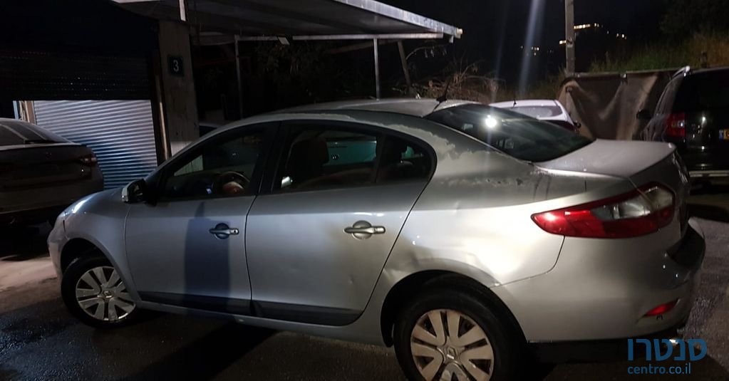 2011' Renault Fluence רנו פלואנס photo #3