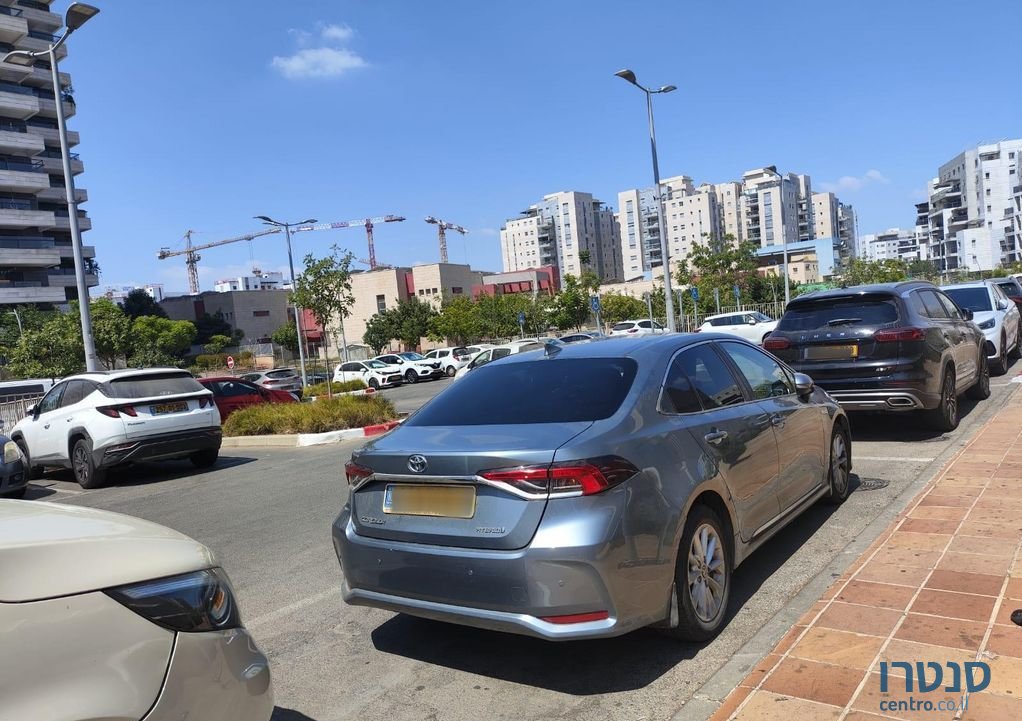 2021' Toyota Corolla טויוטה קורולה photo #3