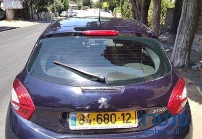 2013' Peugeot 208 פיג'ו photo #1