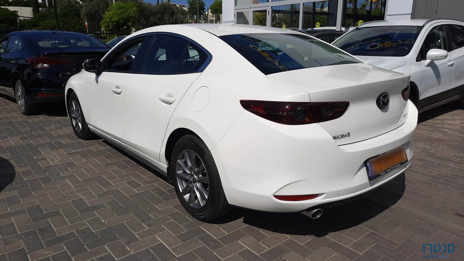 2021' Mazda 3 COMFORT photo #4