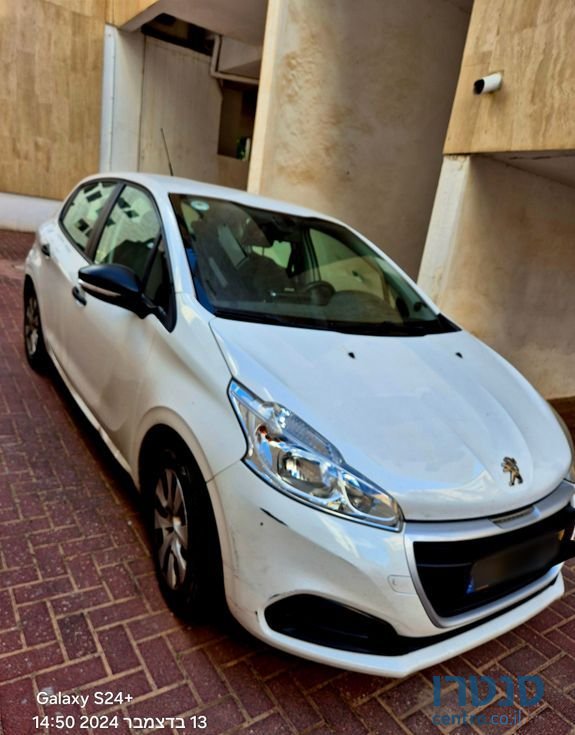 2016' Peugeot 208 פיג'ו photo #3