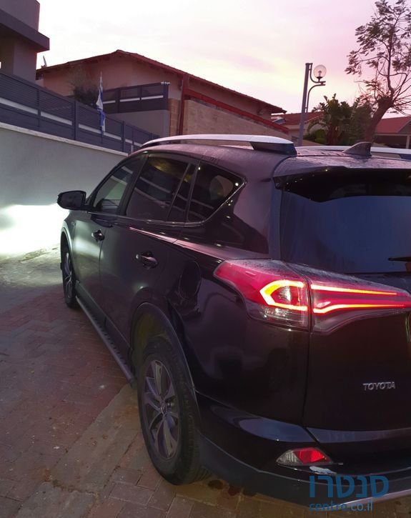 2016' Toyota RAV4 טויוטה photo #3