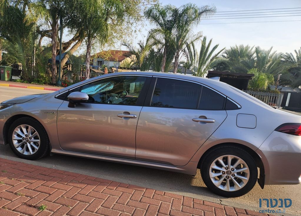 2019' Toyota Corolla טויוטה קורולה photo #1