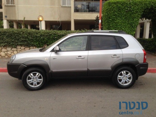 2006' Hyundai Tucson photo #1