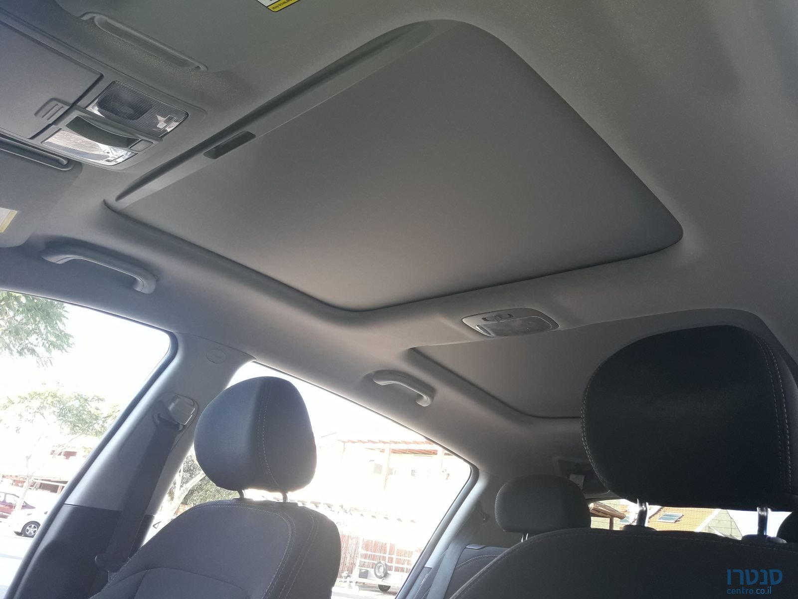 2012' Kia Sportage Exclusive photo #7