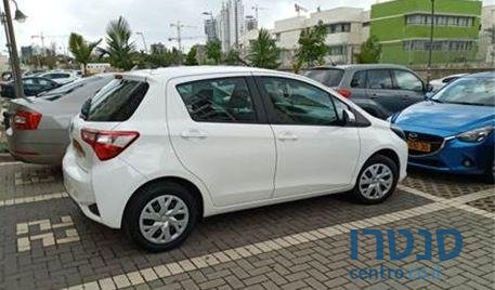2018' Toyota Yaris טויוטה יאריס photo #2