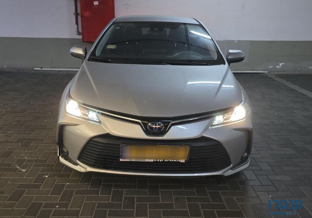 2019' Toyota Corolla טויוטה קורולה photo #1