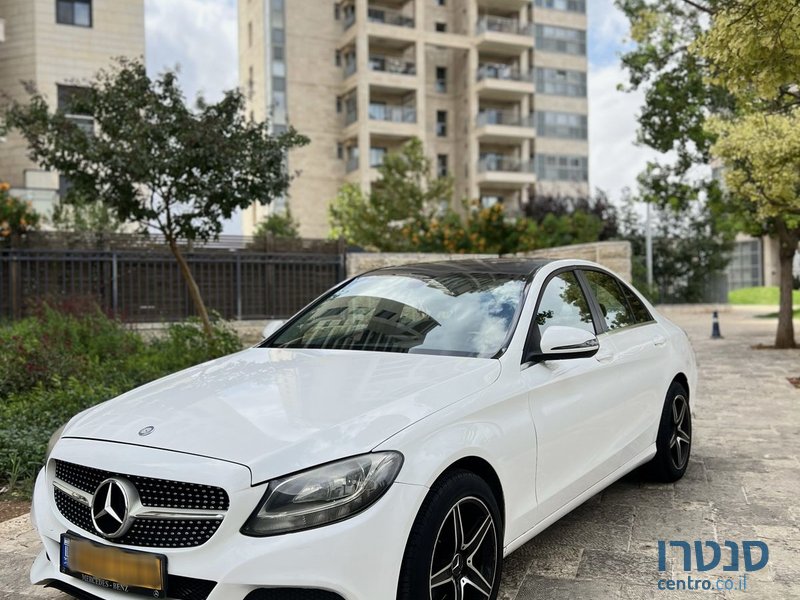 2017' Mercedes-Benz 220 מרצדס photo #4