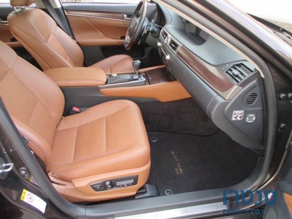 2012' Lexus GS photo #4