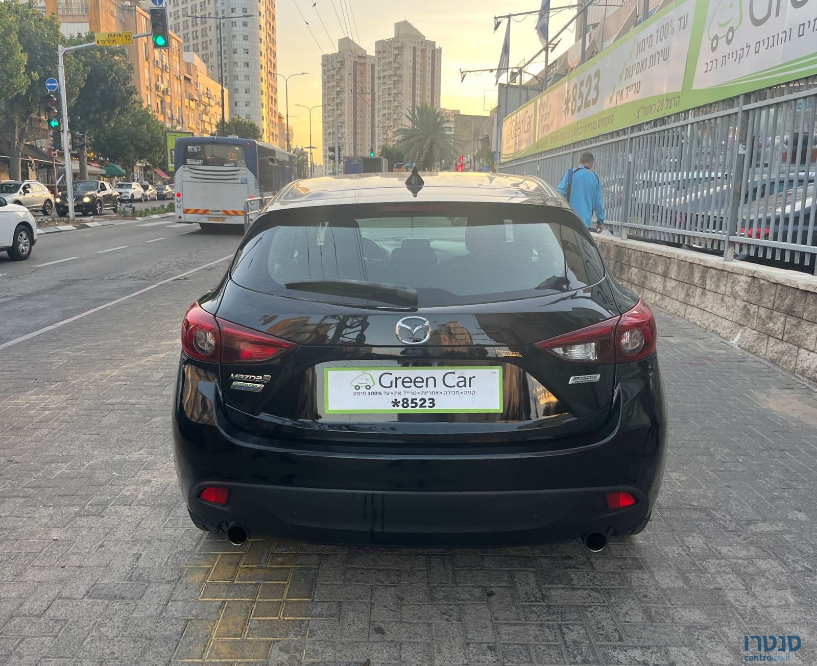 2017' Mazda 3 photo #6