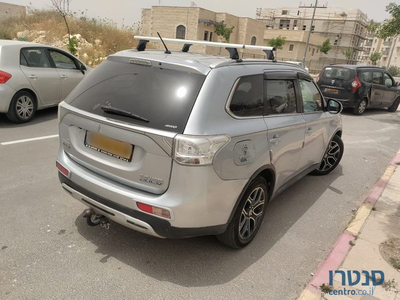 2015' Mitsubishi Outlander מיצובישי אאוטלנדר photo #1