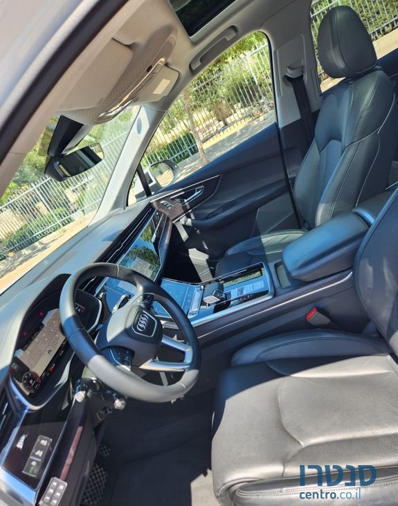 2021' Audi Q7 אאודי photo #5