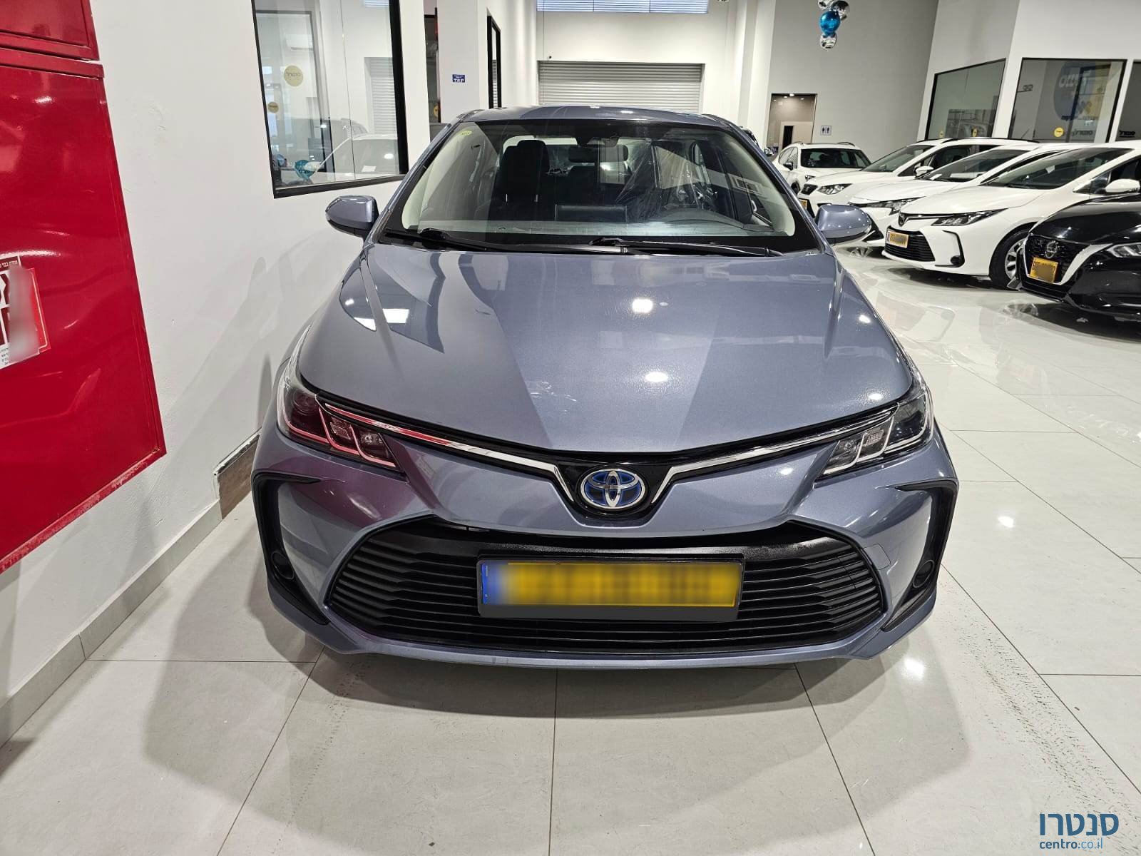 2020' Toyota Corolla photo #3