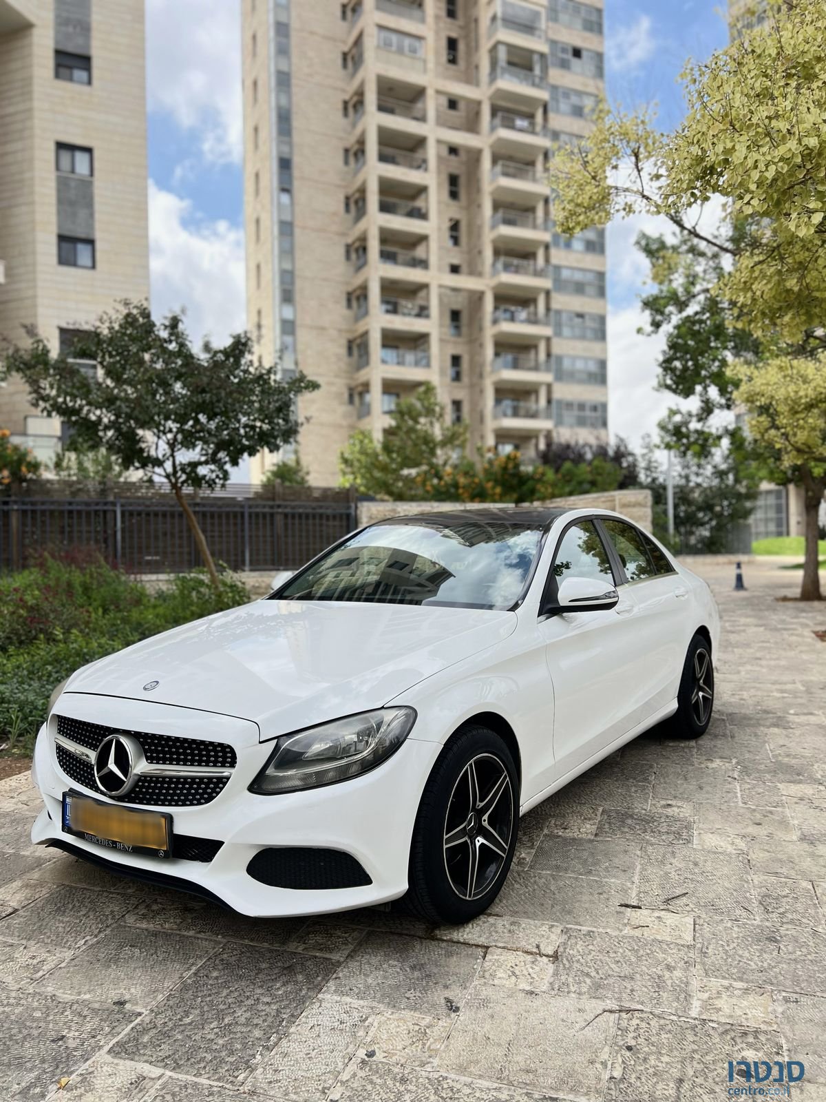 2017' Mercedes-Benz 220 מרצדס photo #4